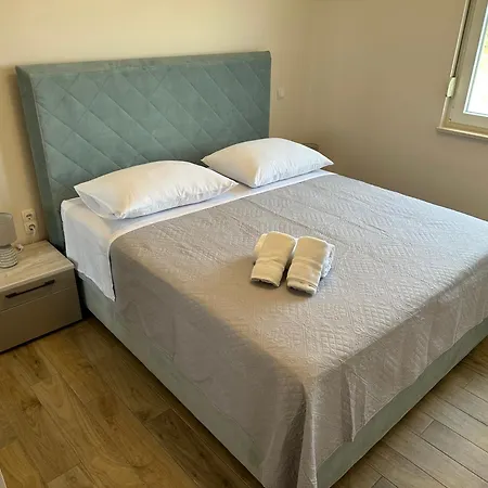 Hill Apartman *