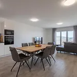 Hill Apartment *